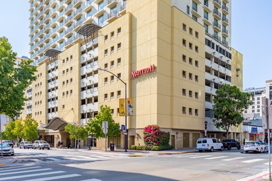 660 K St, San Diego, CA à louer - Photo du bâtiment - Image 3 de 4