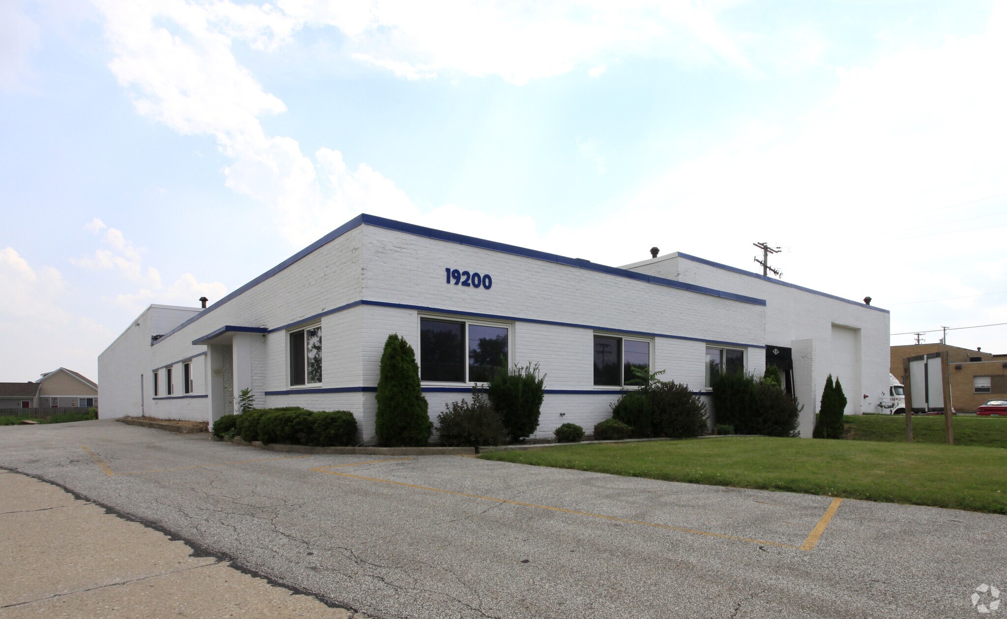 19200 Cranwood Pky, Warrensville Heights, OH for lease Primary Photo- Image 1 of 20