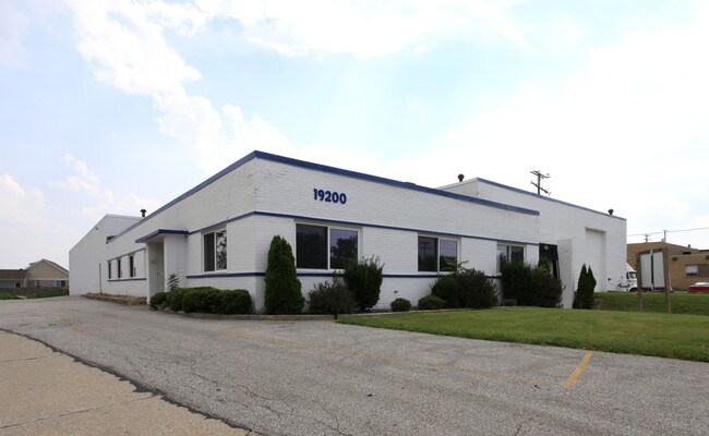 More details for 19200 Cranwood Pky, Warrensville Heights, OH - Industrial for Lease