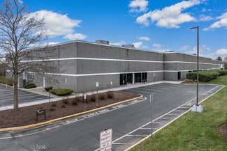 Plus de détails pour 19 Commerce Dr, Cranbury, NJ - Industriel à louer