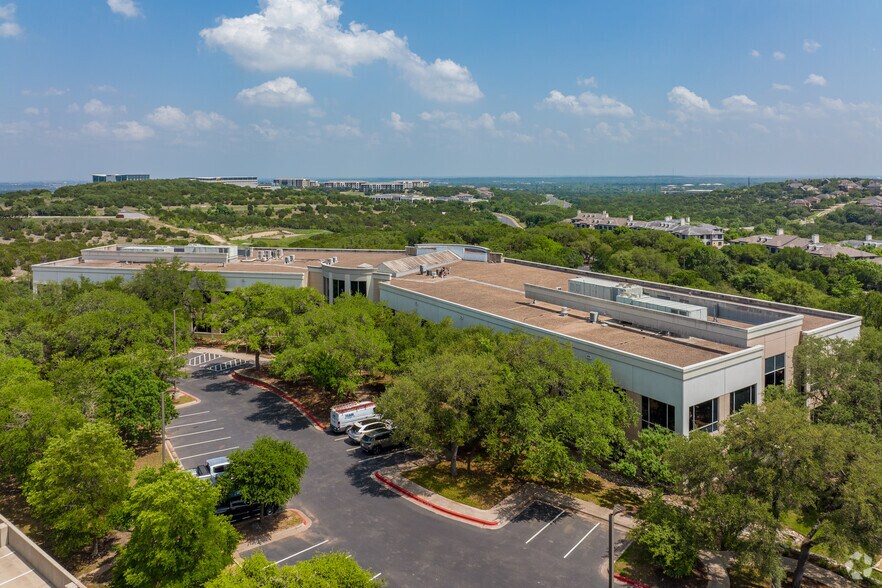 7500 Rialto Blvd, Austin, TX à louer - Photo du bâtiment - Image 3 de 19