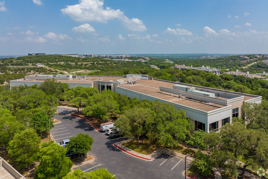 7500 Rialto Blvd, Austin, TX à louer - Photo du bâtiment - Image 3 de 20