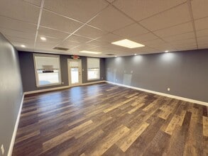 4645 Gulf Breeze Pky, Gulf Breeze, FL for lease Interior Photo- Image 2 of 23