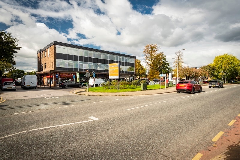 Wilmslow Road, Wilmslow for lease Building Photo- Image 1 of 10