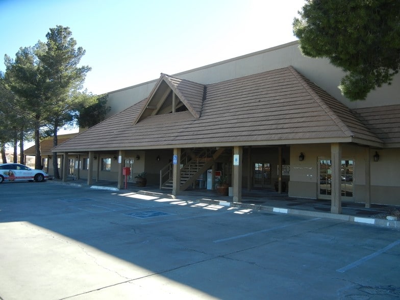 4226 Avenida Cochise, Sierra Vista, AZ for sale - Primary Photo - Image 1 of 6