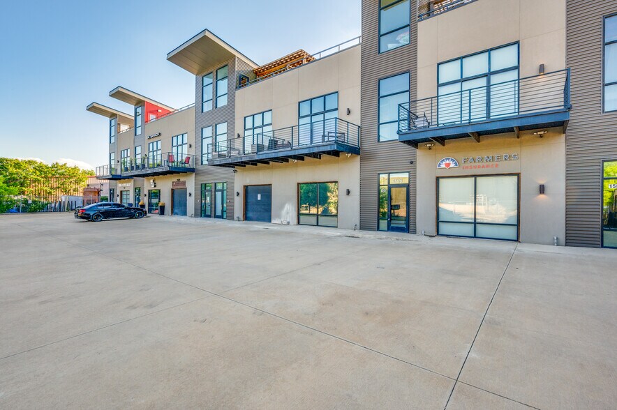 4759 Algiers St, Dallas, TX à louer - Photo du bâtiment - Image 1 de 26