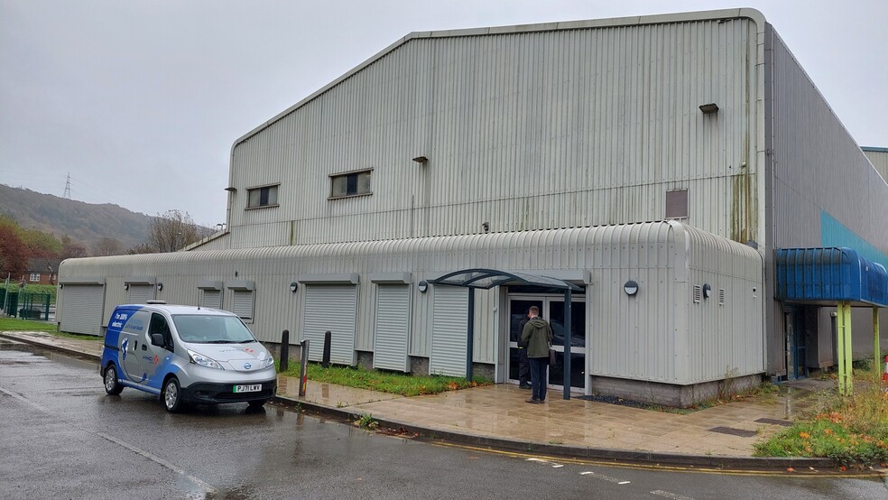 15 Brynhyfryd Rd, Port Talbot à louer - Photo du bâtiment - Image 2 de 4