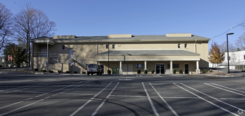 389 Dover Chester Rd, Randolph, NJ for lease - Building Photo - Image 3 of 15