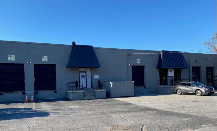 3114 Marjan Dr, Atlanta, GA for lease - Building Photo - Image 1 of 1