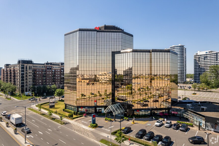 2500 Boul Daniel-Johnson, Laval, QC à louer - Photo principale - Image 1 de 16