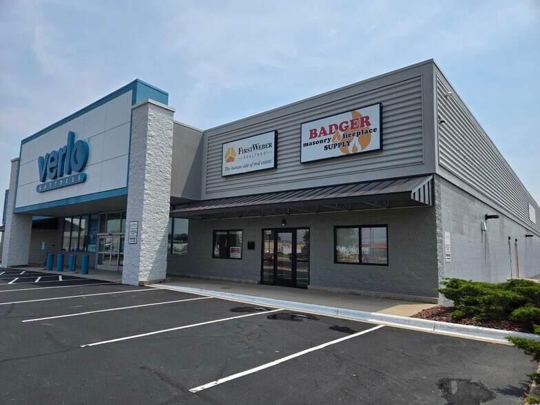 1613 N Spring St, Beaver Dam, WI à louer - Photo du bâtiment - Image 2 de 2