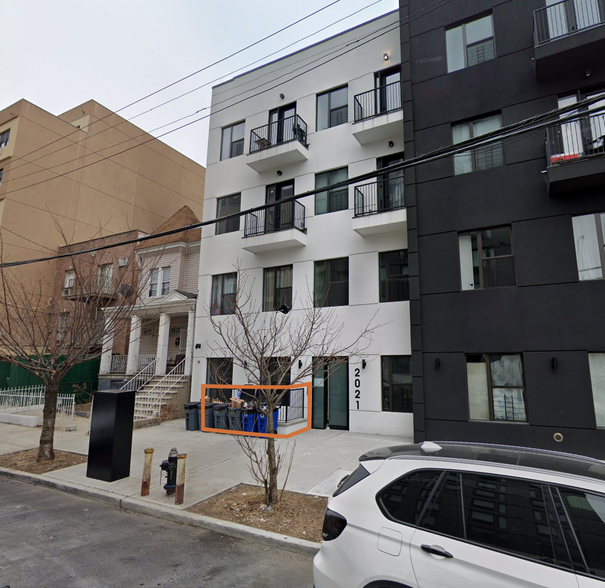 2021 Arthur Ave, Bronx, NY for lease - Building Photo - Image 1 of 1