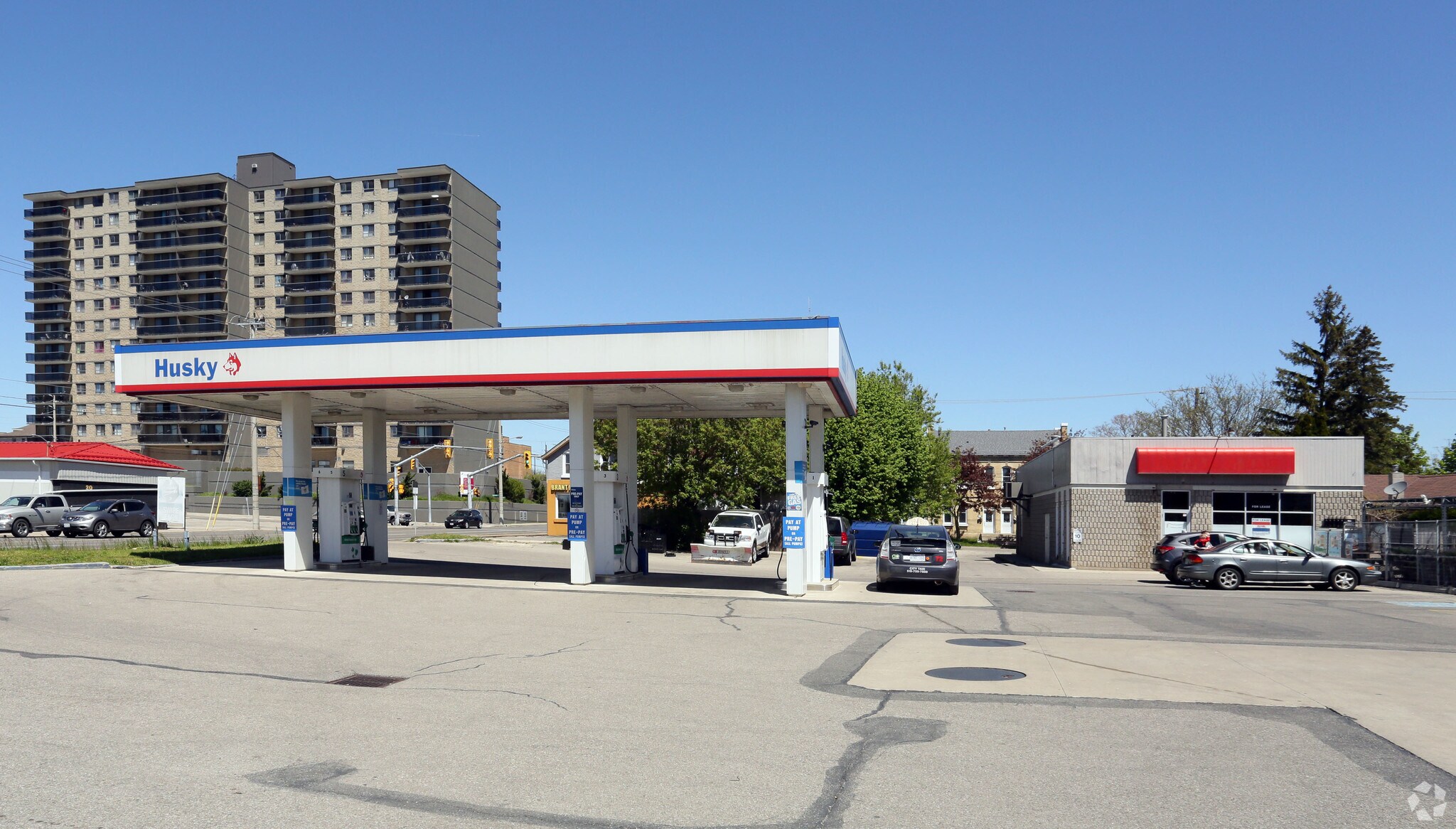 196 Dalhousie St, Brantford, ON for sale Primary Photo- Image 1 of 1