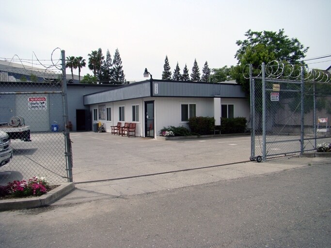 1336-1340 Dixieanne Ave, Sacramento, CA à vendre - Photo du bâtiment - Image 3 de 22