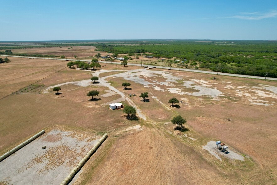 12673 W Highway 97, Charlotte, TX for lease - Aerial - Image 2 of 14