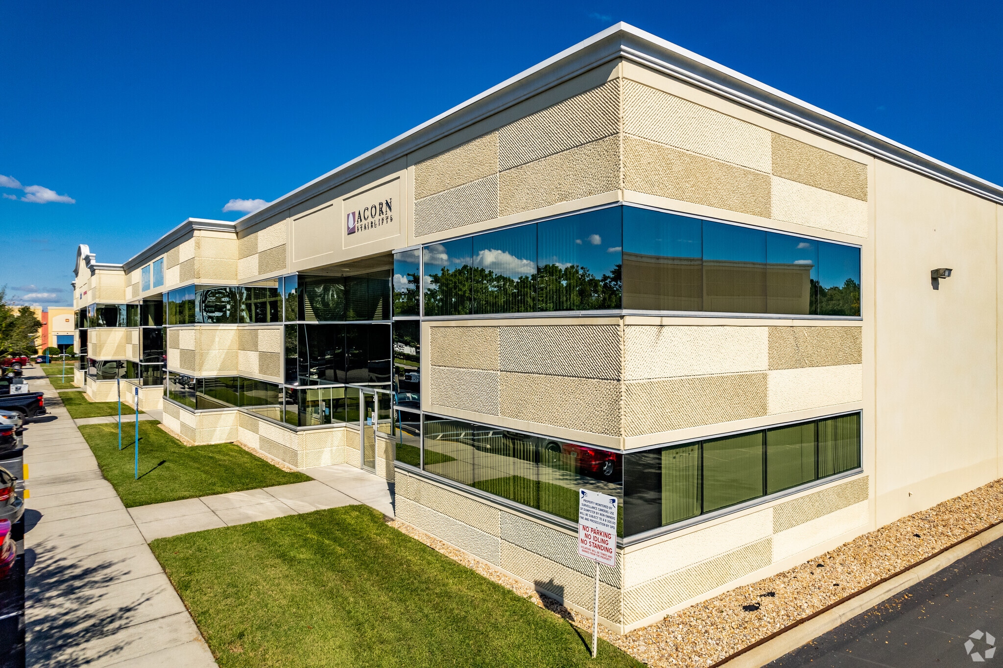 6450 Kingspointe Pky, Orlando, FL for lease Building Photo- Image 1 of 20