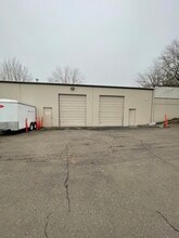 7180 SW Sandburg St, Tigard, OR for lease Interior Photo- Image 2 of 3