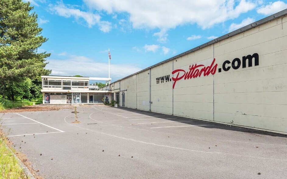 Sherborne Rd, Yeovil à vendre - Photo du bâtiment - Image 2 de 8