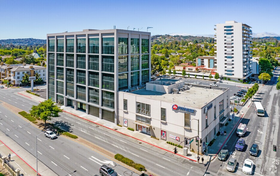 520 S El Camino Real, San Mateo, CA à louer - Photo du bâtiment - Image 2 de 12