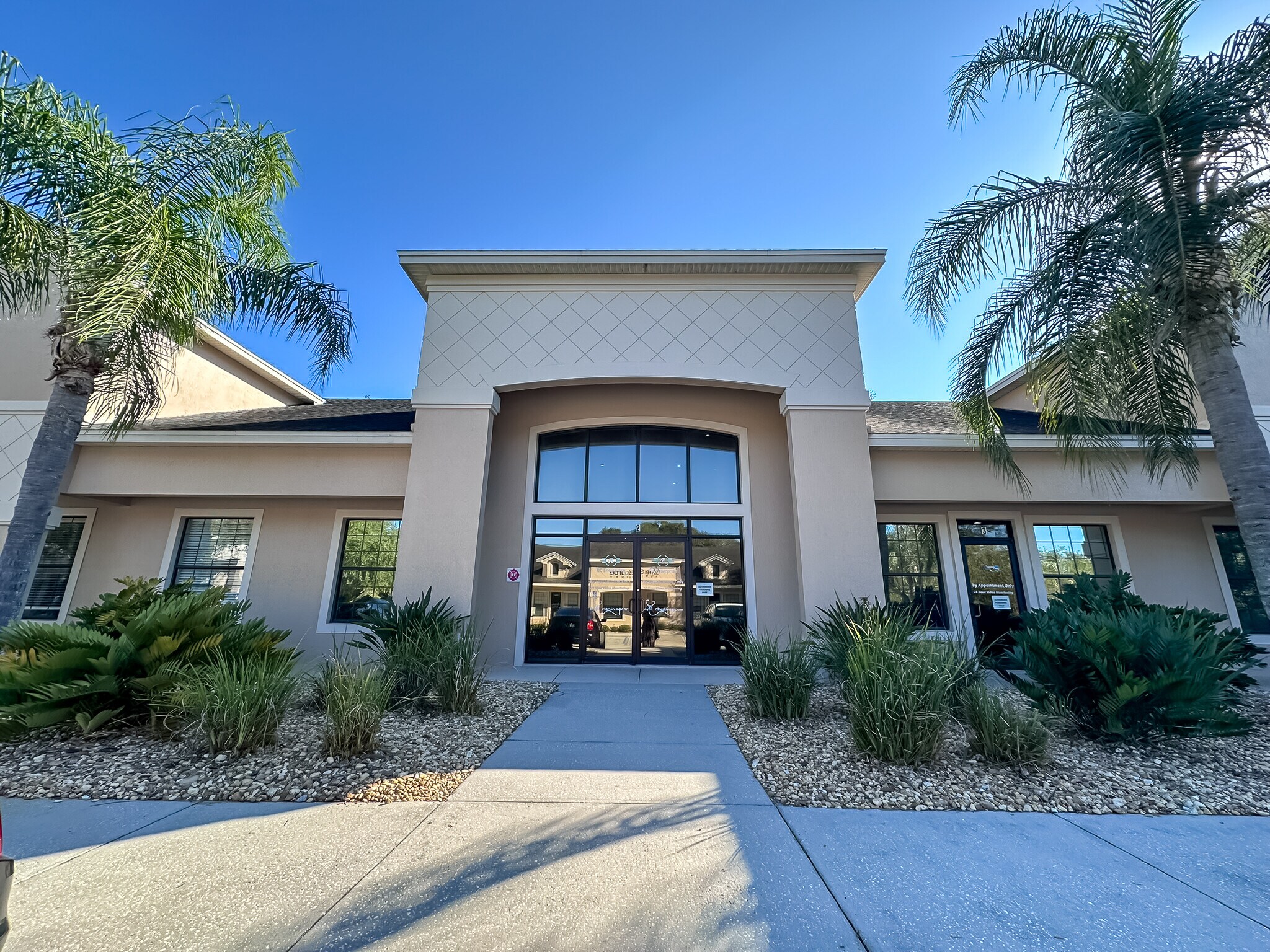 180 Fitzgerald Rd, Lakeland, FL à louer Photo du bâtiment- Image 1 de 59