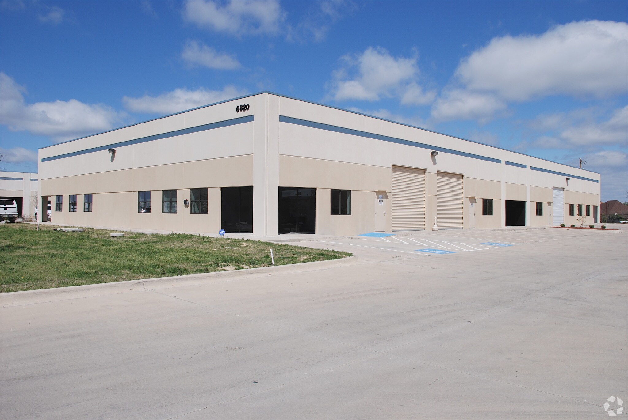 6820 Corporation Pky, Fort Worth, TX for lease Primary Photo- Image 1 of 7