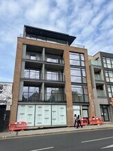 574 High rd, Wembley à louer Photo du bâtiment- Image 1 de 2