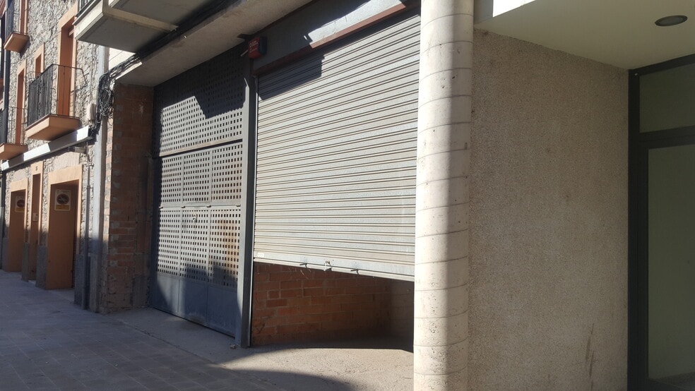 Multifamily in Sallent, Barcelona for sale - Building Photo - Image 2 of 5