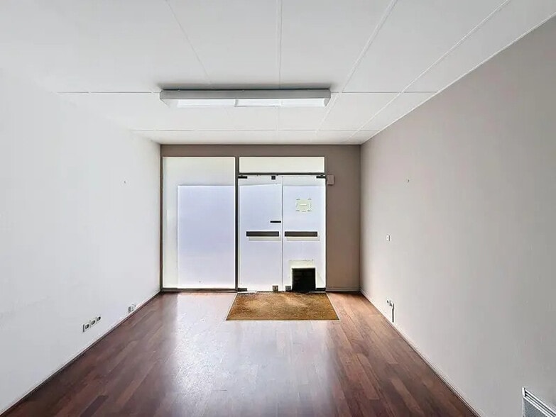 105 Rue Tete D'Or, Lyon for lease - Interior Photo - Image 2 of 5