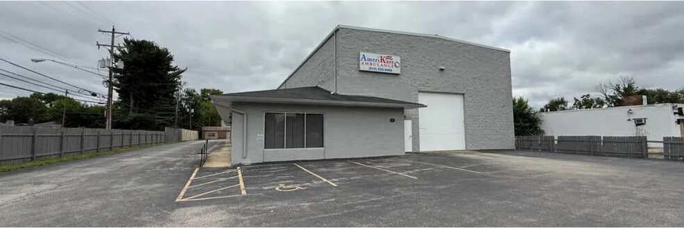 3887 E Livingston Ave, Columbus, OH for lease - Primary Photo - Image 1 of 5