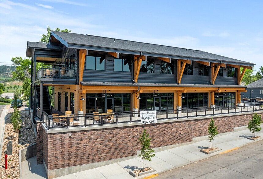 344 N Main St, Spearfish, SD à louer - Photo du bâtiment - Image 3 de 10