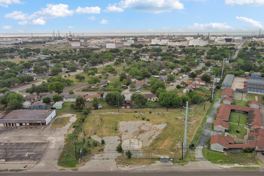 4300 Leopard St, Corpus Christi, TX for sale - Aerial - Image 2 of 9