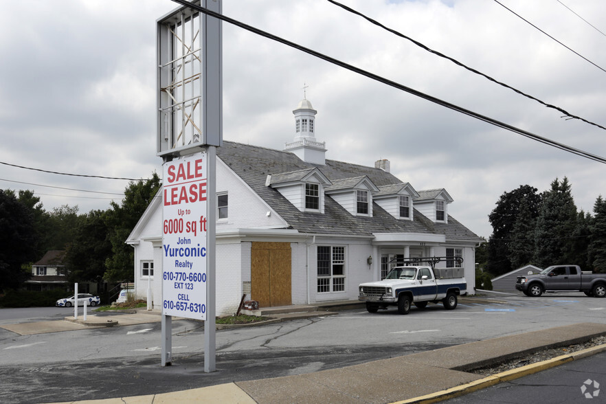 402 State Ave, Emmaus, PA for sale - Primary Photo - Image 1 of 1