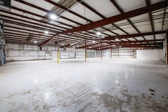 3201 S Elm St, Little Rock, AR for lease Interior Photo- Image 2 of 6