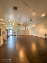 2797 NW Clearwater Dr, Bend, OR for lease Interior Photo- Image 2 of 4