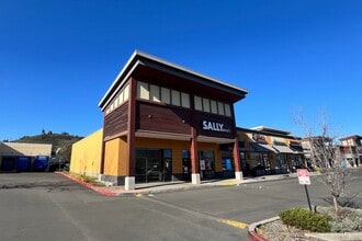 1260-1410 W 6th St, The Dalles, OR for lease Building Photo- Image 1 of 9