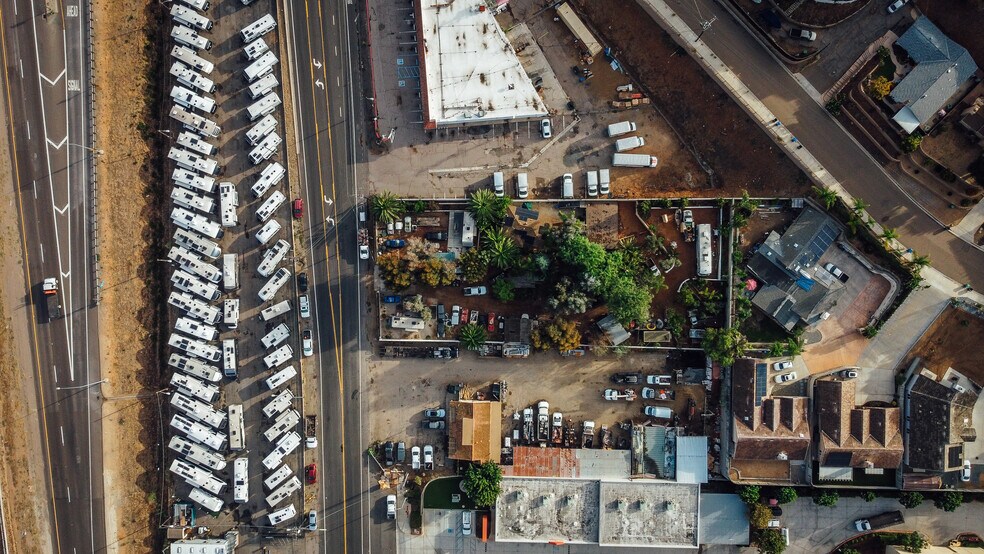 11529 Woodside Ave, Santee, CA à louer - Aérien - Image 3 de 13