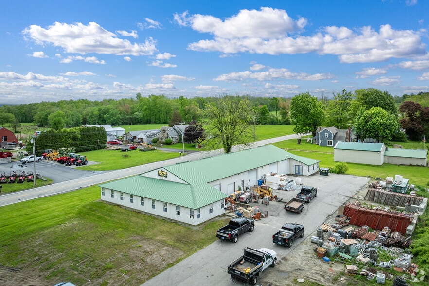 348 Orchard Hill Rd, Pomfret Center, CT for lease - Building Photo - Image 2 of 5