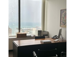 875 N Michigan Ave, Chicago, IL for lease Interior Photo- Image 2 of 4