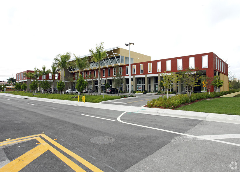 10201 NW 58th St, Doral, FL for sale - Building Photo - Image 1 of 1