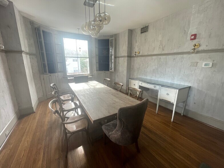485 Main St, Prince Frederick, MD à vendre - Photo intérieure - Image 3 de 17