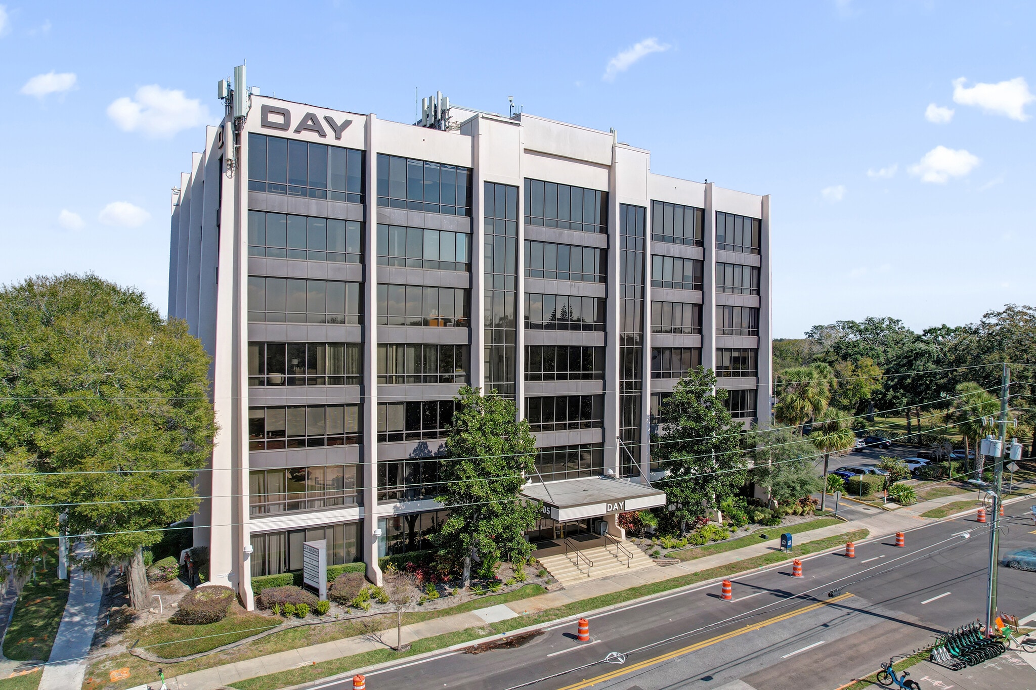 605 E Robinson St, Orlando, FL for lease Building Photo- Image 1 of 9