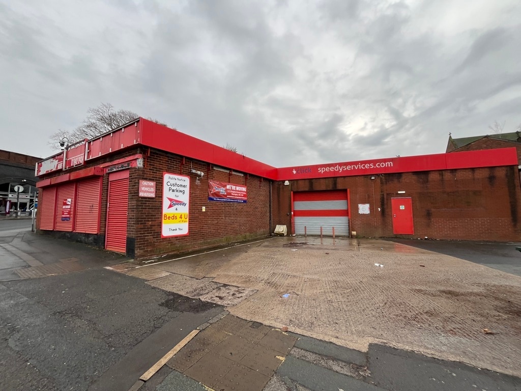 69 Wallgate, Wigan for lease Primary Photo- Image 1 of 21