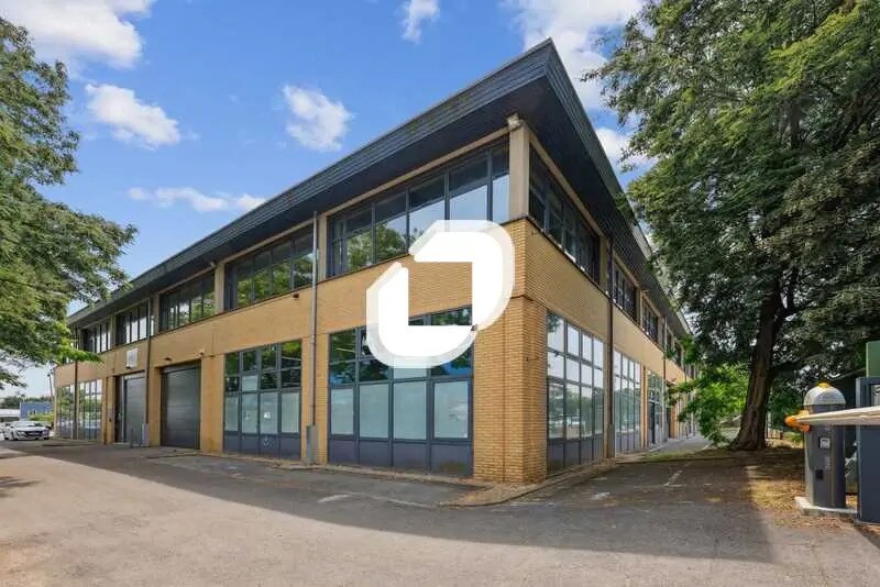 7-9 Rue Jean Prouvé, Villejuif for lease Building Photo- Image 1 of 35