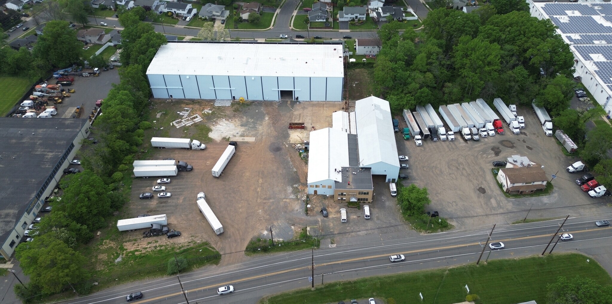 1453 Jersey Ave, North Brunswick, NJ à vendre Photo du bâtiment- Image 1 de 12