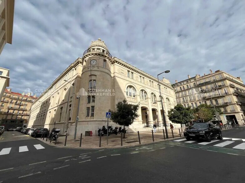1 Place De L'hôtel Des Postes, Marseille à louer - Photo du bâtiment - Image 1 de 16