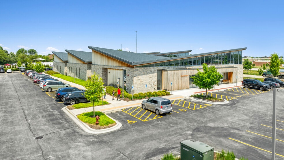 7600 County Line Rd, Burr Ridge, IL for sale - Building Photo - Image 3 of 15
