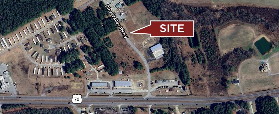 46 Pine Valley Pky, Selma, NC for lease - Building Photo - Image 1 of 1