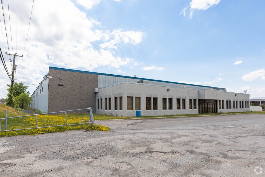 8100-8200 Boul Cavendish, Saint-Laurent, QC for lease - Primary Photo - Image 1 of 3