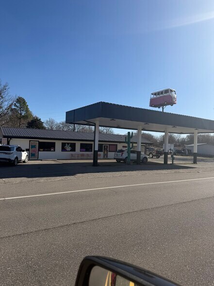 2947 US 270 Hwy, Krebs, OK à vendre - Photo du bâtiment - Image 1 de 16