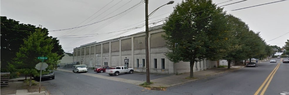 1298 Spruce St, Easton, PA for lease - Building Photo - Image 2 of 7